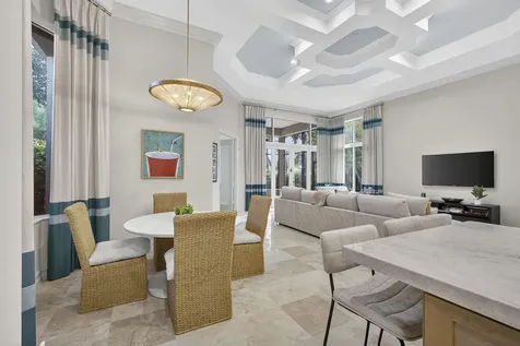120 Via Mariposa Palm Beach Gardens FL 33418