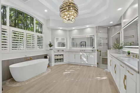 120 Via Mariposa Palm Beach Gardens FL 33418