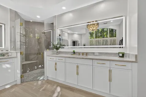 120 Via Mariposa Palm Beach Gardens FL 33418