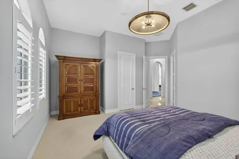 120 Via Mariposa Palm Beach Gardens FL 33418