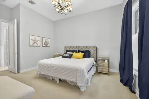 120 Via Mariposa Palm Beach Gardens FL 33418