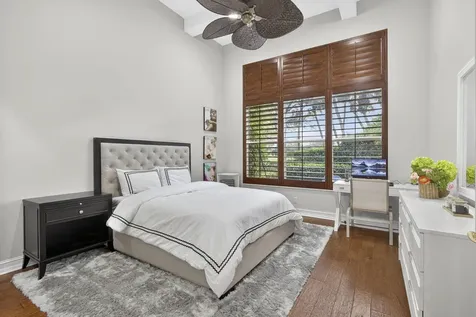 120 Via Mariposa Palm Beach Gardens FL 33418