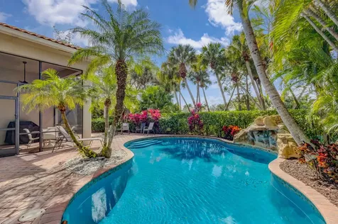 120 Via Mariposa Palm Beach Gardens FL 33418