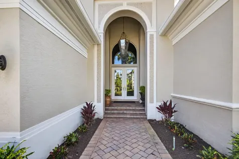 120 Via Mariposa Palm Beach Gardens FL 33418