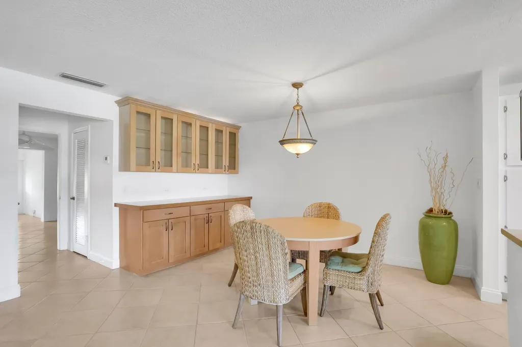 250 High Point Court Boynton Beach FL 33435