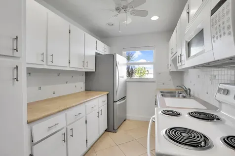 250 High Point Court Boynton Beach FL 33435