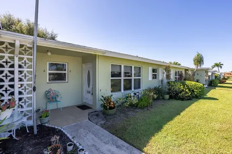 250 High Point Court Boynton Beach FL 33435