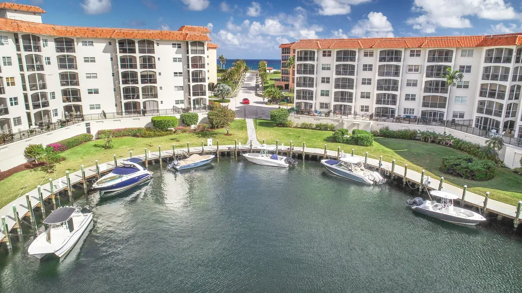 2871 N Ocean Boulevard Boca Raton FL 33431