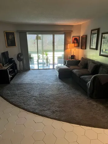 3755 Via Poinciana Lake Worth FL 33467