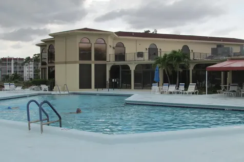 3755 Via Poinciana Lake Worth FL 33467