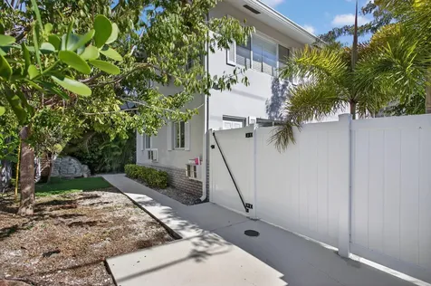 825 NE 6th Street Fort Lauderdale FL 33304