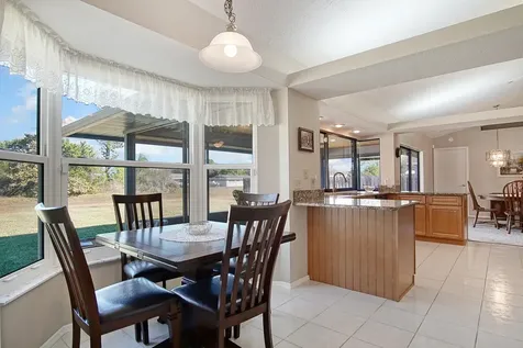 121 Se Lakehurst Drive Port Saint Lucie FL 34983
