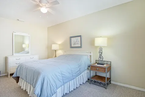 121 Se Lakehurst Drive Port Saint Lucie FL 34983