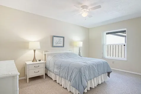 121 Se Lakehurst Drive Port Saint Lucie FL 34983