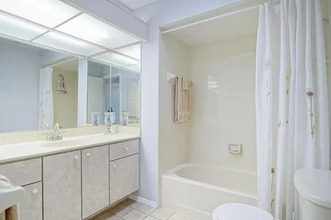 121 Se Lakehurst Drive Port Saint Lucie FL 34983
