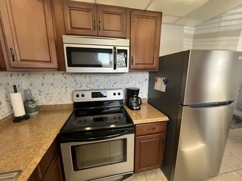 289 Brittany G Delray Beach FL 33446
