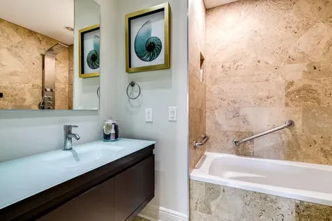157 Yacht Club Way Hypoluxo FL 33462