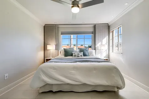 157 Yacht Club Way Hypoluxo FL 33462
