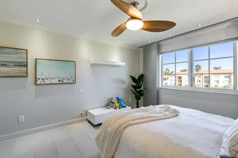 157 Yacht Club Way Hypoluxo FL 33462