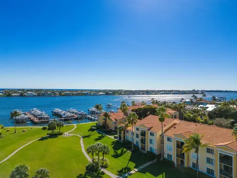 157 Yacht Club Way Hypoluxo FL 33462