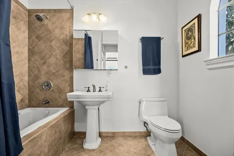 146 Se Bella Strano Port Saint Lucie FL 34984
