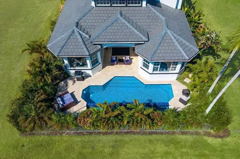 146 Se Bella Strano Port Saint Lucie FL 34984