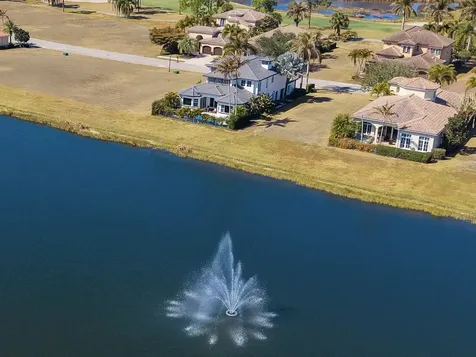 146 Se Bella Strano Port Saint Lucie FL 34984