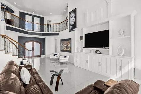 146 Se Bella Strano Port Saint Lucie FL 34984