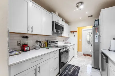 10290 Carmen Lane Royal Palm Beach FL 33411