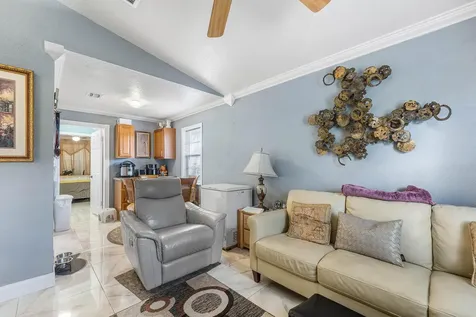 10290 Carmen Lane Royal Palm Beach FL 33411