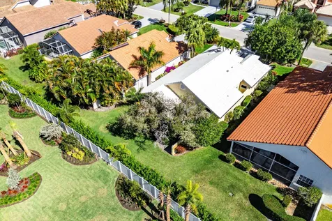 13853 Palm Grove Place Palm Beach Gardens FL 33418