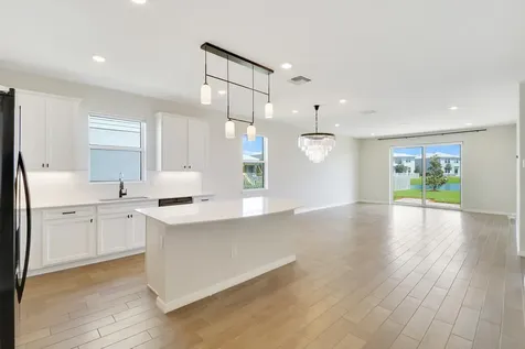 12545 SW Gray Fox Lane Port Saint Lucie FL 34987
