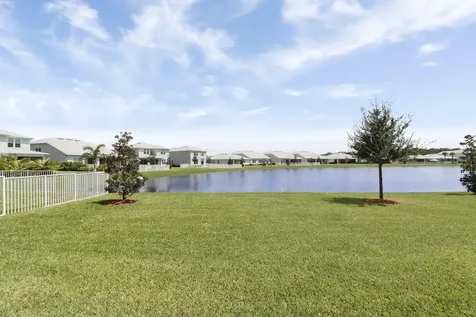 12545 SW Gray Fox Lane Port Saint Lucie FL 34987