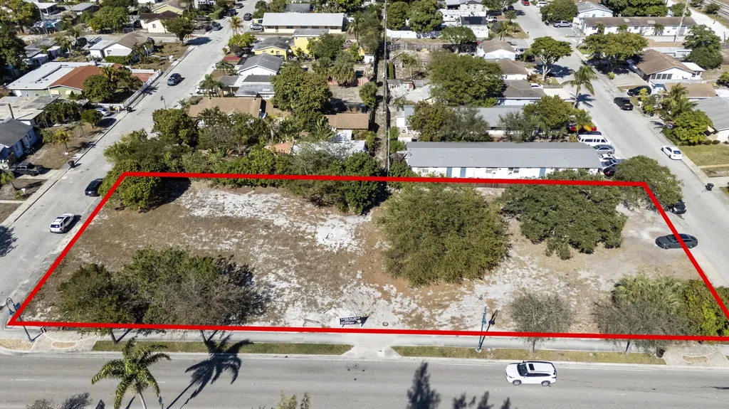 1212 10th Avenue Lake Worth Beach FL 33460