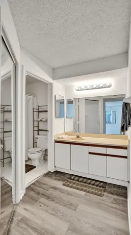 12 Via De Casas Sur Boynton Beach FL 33426