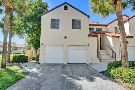 12 Via De Casas Sur Boynton Beach FL 33426