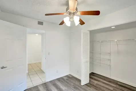 12 Via De Casas Sur Boynton Beach FL 33426