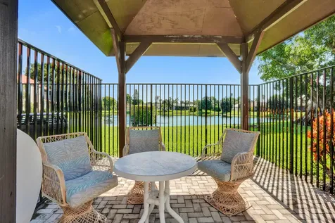 12 Via De Casas Sur Boynton Beach FL 33426