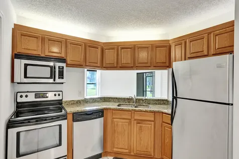 12 Via De Casas Sur Boynton Beach FL 33426