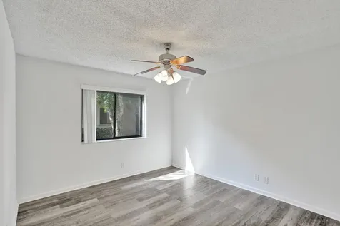 12 Via De Casas Sur Boynton Beach FL 33426