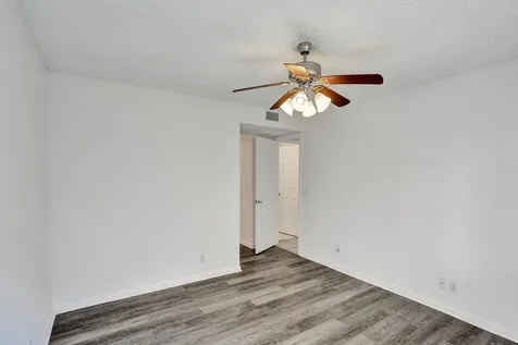 12 Via De Casas Sur Boynton Beach FL 33426