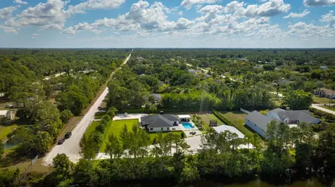 16966 91st Place The Acreage FL 33470