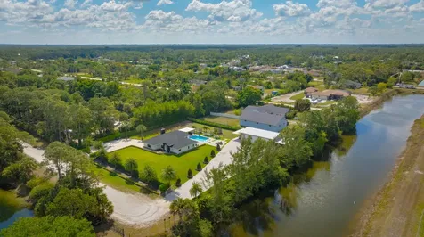 16966 91st Place The Acreage FL 33470