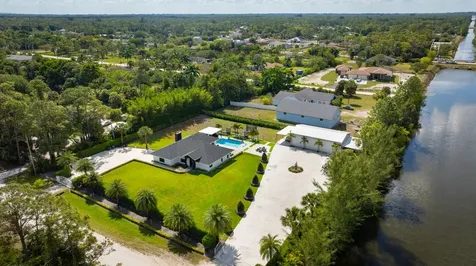 16966 91st Place The Acreage FL 33470