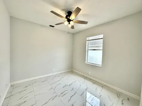 1219 Baycourt Isle(s) Greenacres FL 33413
