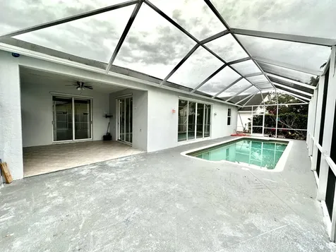 1219 Baycourt Isle(s) Greenacres FL 33413