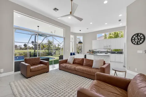 6778 Oakmont Way West Palm Beach FL 33412