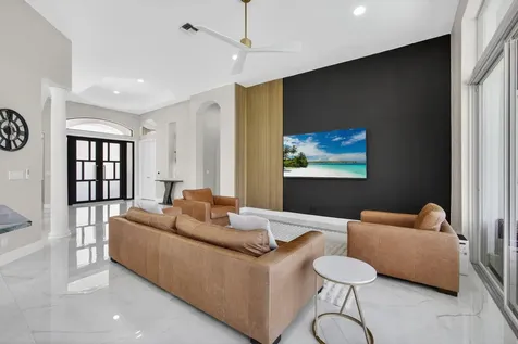 6778 Oakmont Way West Palm Beach FL 33412