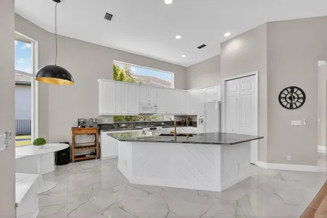 6778 Oakmont Way West Palm Beach FL 33412