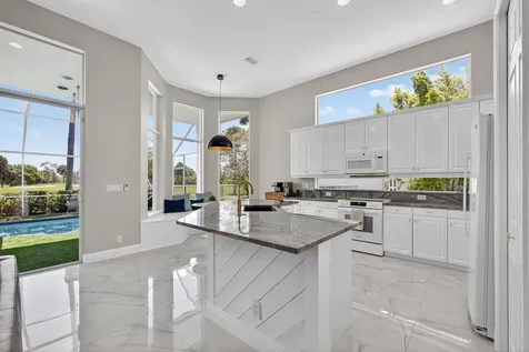 6778 Oakmont Way West Palm Beach FL 33412